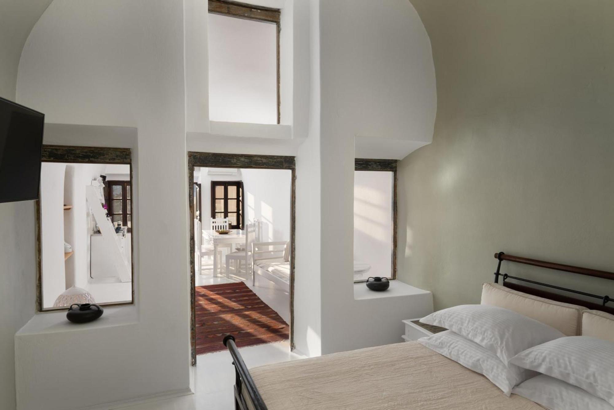 Madame Kalitsi Cozy Suites Фіра Екстер'єр фото