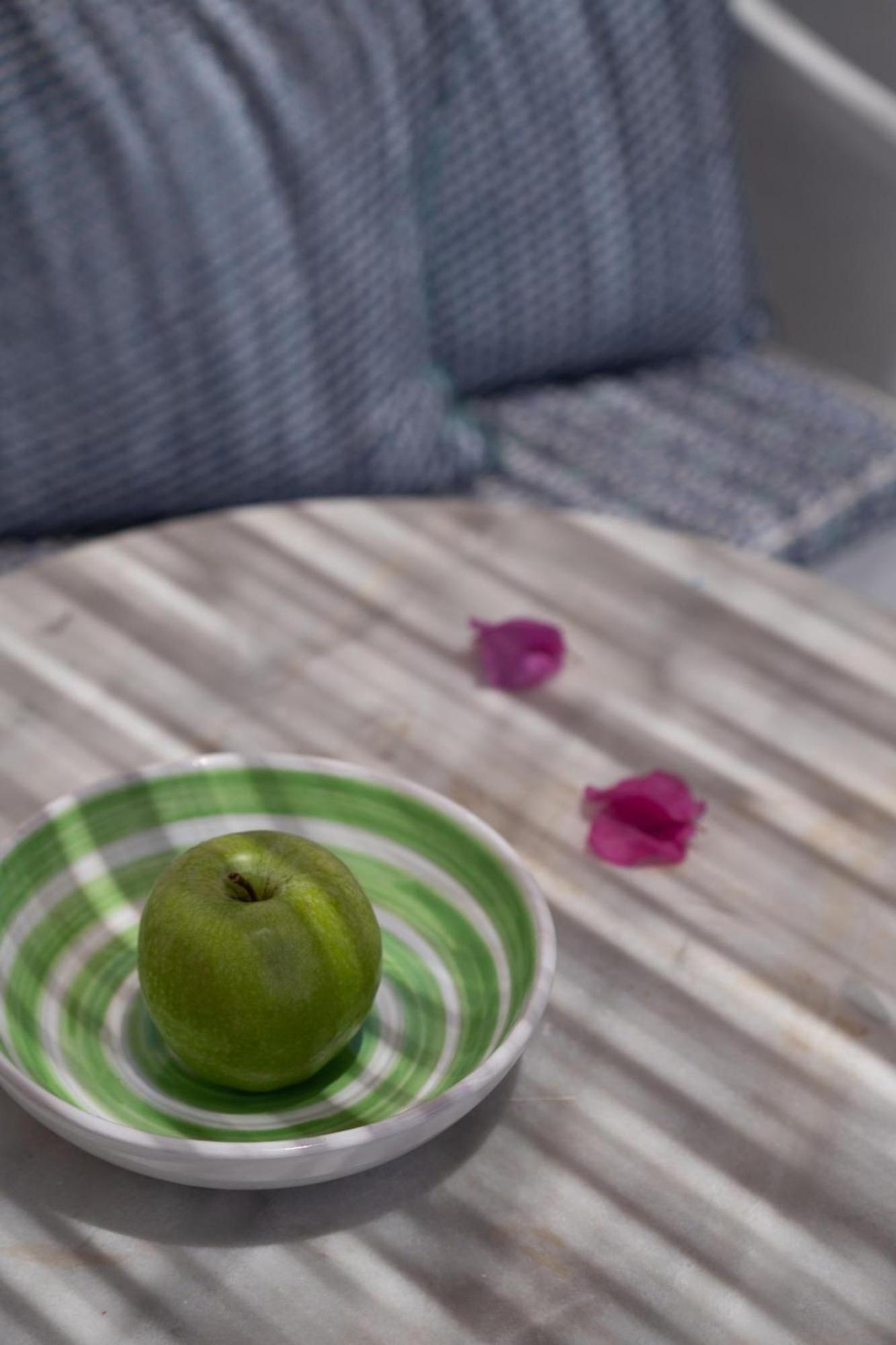 Madame Kalitsi Cozy Suites Фіра Екстер'єр фото