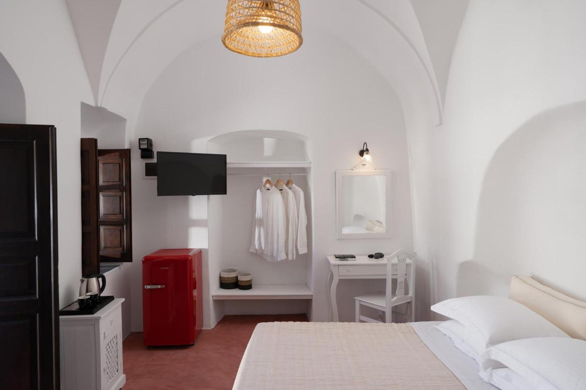 Madame Kalitsi Cozy Suites Фіра Екстер'єр фото
